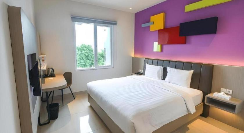 Zoom Dharmahusada Hotel Surabaya Eksteriør bilde